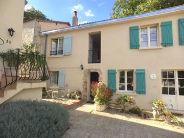 1 - Vouvant, Chalet