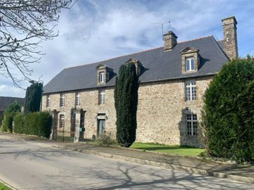 1 - Saint-Ouen-la-Rouerie, House