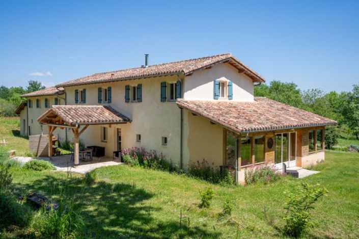 Image No.1-Maison de campagne de 5 chambres à vendre à Nérac