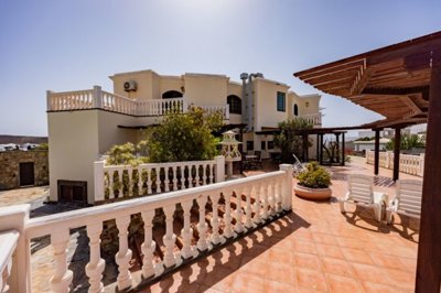 Exclusive area, close to the main resort and beaches in Costa Teguise