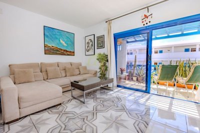 2 bedroom apartment in Puerto Del Carmen centre