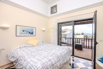 Well presented 3 bedroom villa with a private pool in Playa Blanca