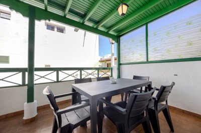 Ground floor apartment just 50m from the beach in Puerto del Carmen