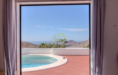 3 bedroom villa with beautiful views and private pool in Nazaret