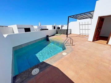 3 Bedroom Villa near Marina Rubicón with Pool and Sea Views