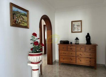 Detached house with private garden and garage in Tahiche