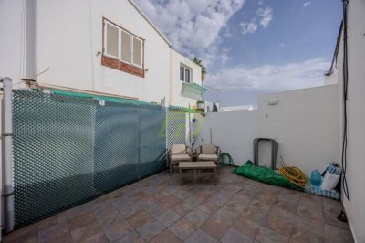 Immaculate, spacious detached bungalow in great location in Puerto del Carmen