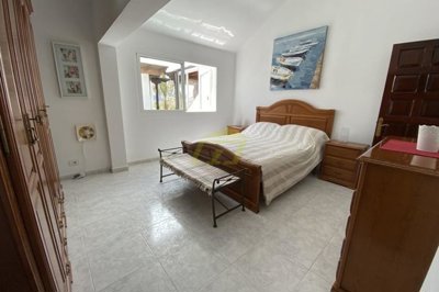 3 bedroom 3 bathroom villa in Nazaret with exceptional views and private pool