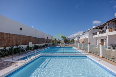 Ground floor studio with communal pool in Puerto del Carmen