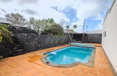 3 bedroom villa with private pool in Tinajo