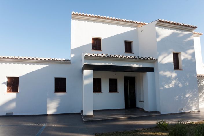 Image No.1-3 Bed Villa for sale