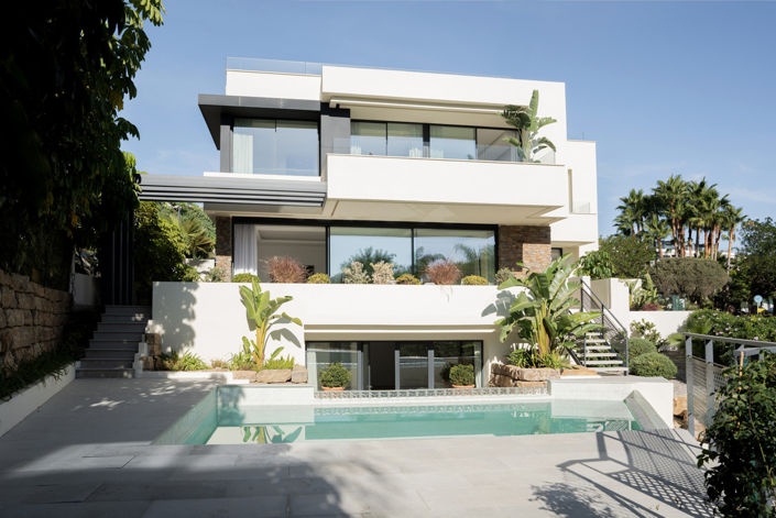 Image No.1-4 Bed Villa for sale