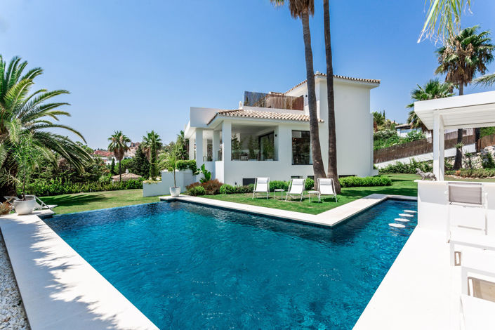 Image No.1-5 Bed Villa for sale