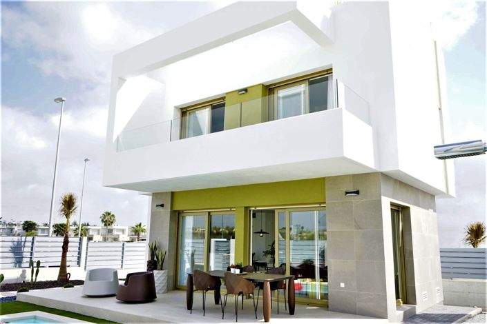 Image No.1-3 Bed Villa for sale