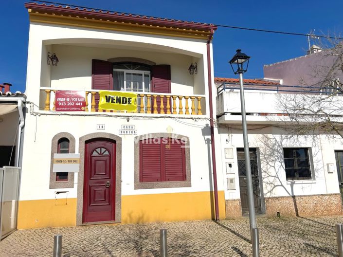 Image No.1-Maison de 3 chambres à vendre à Lagos