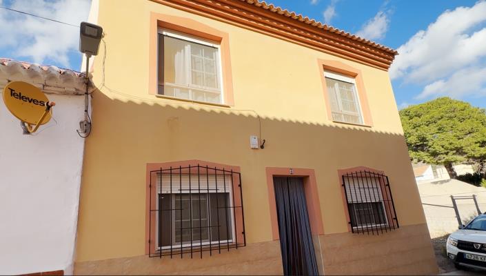 Image No.1-5 Bed House for sale