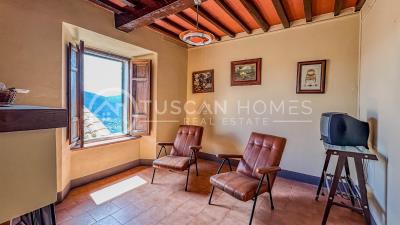 1 - Barga, Townhouse