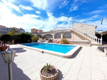 1 - Playa Flamenca, Villa