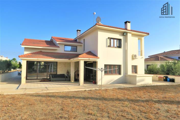 Image No.1-3 Bed Villa for sale