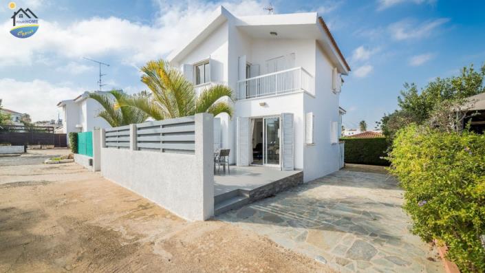 Image No.1-3 Bed Villa for sale