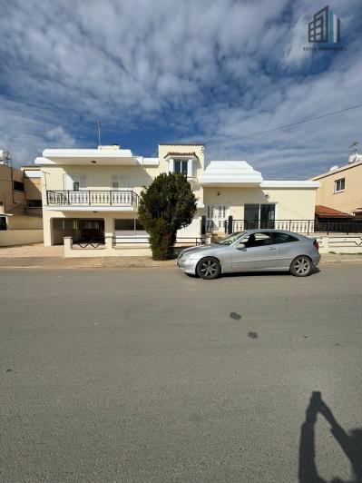 Image No.1-3 Bed Villa for sale