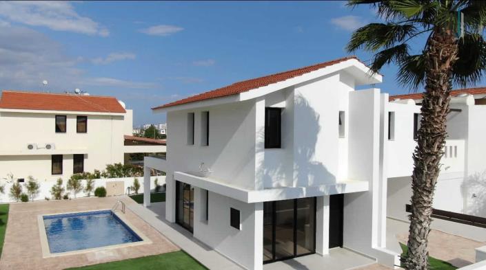 Image No.1-4 Bed Villa for sale