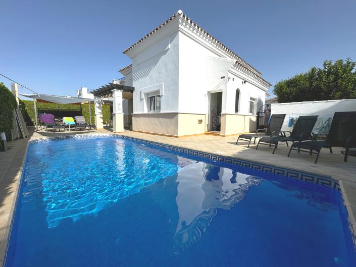 Image No.1-3 Bed Villa for sale