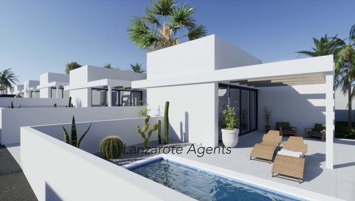 Image No.1-3 Bed Villa for sale