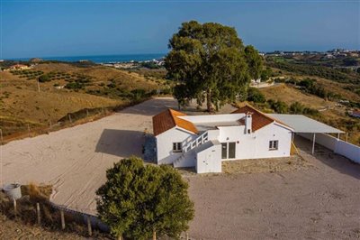 Finca with sea view