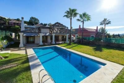 Image No.1-5 Bed Villa for sale