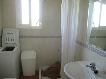 bathroom2