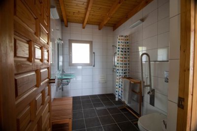 Bathroom (2)