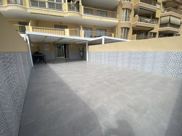 TERRACE (3)