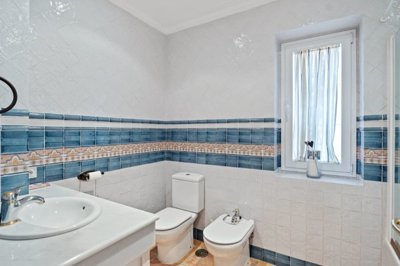 bathroom (5)