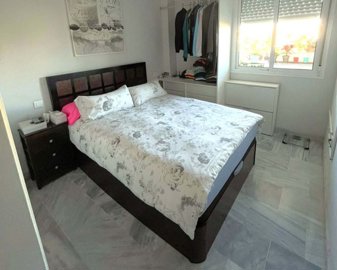 Master Bedroom (2)