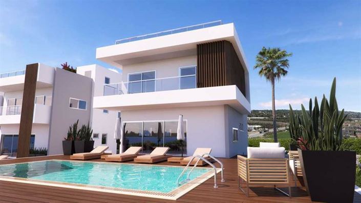 Image No.1-7 Bed Villa for sale