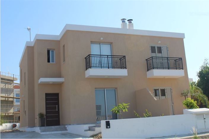 Image No.1-3 Bed Villa for sale