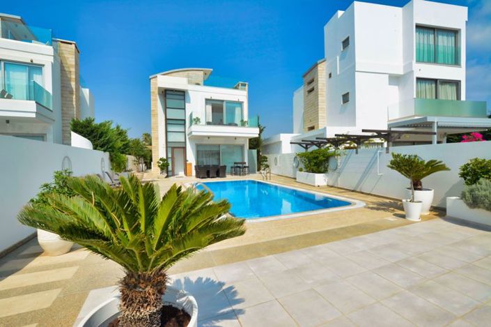 Image No.1-5 Bed Villa for sale