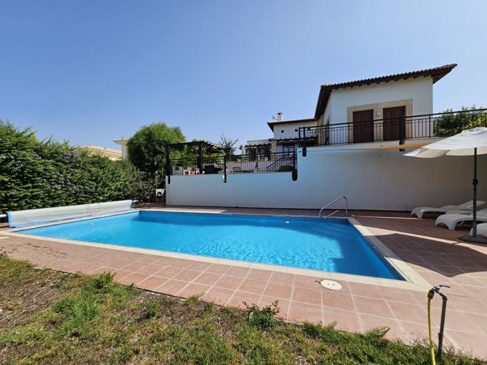 Image No.1-4 Bed Villa for sale