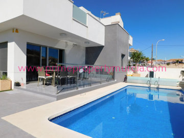 916-detached-villa-for-sale-in-bolnuevo-18064