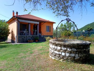 1 - Casola in Lunigiana, House