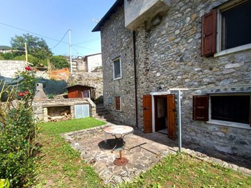 vendita-propriet-semi-indipendente-lucca-rif-