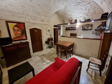 1 - Ostuni, House