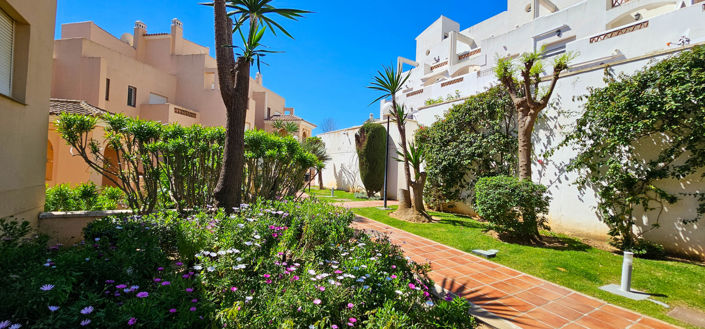 Image No.1-Maison de ville de 4 chambres à vendre à Casares