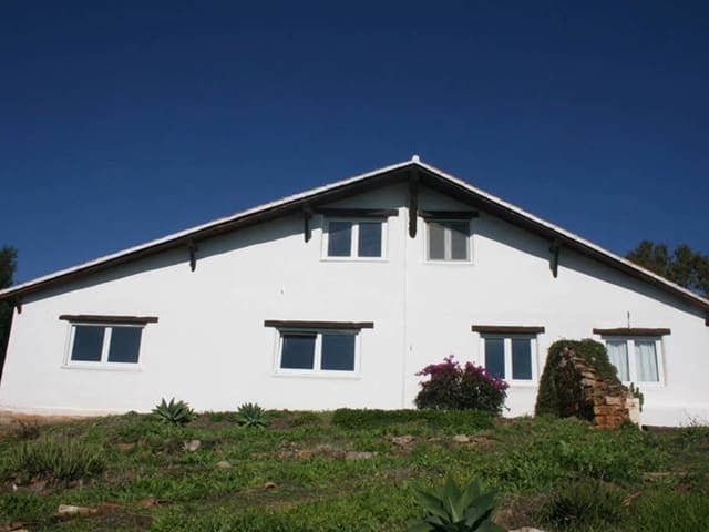 Image No.1-4 Bed Finca for sale