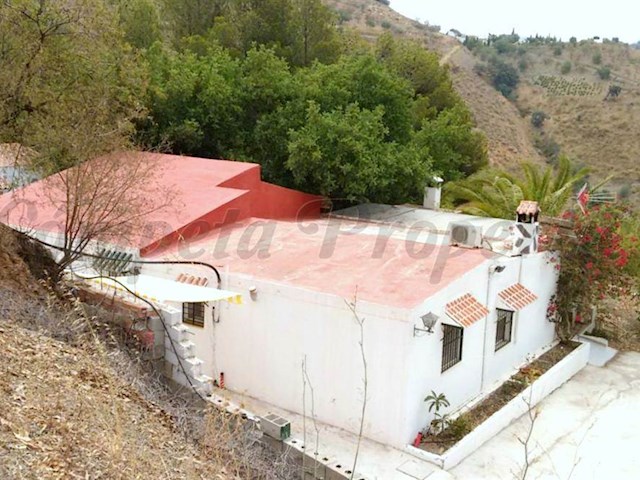 Image No.1-3 Bed Villa for sale