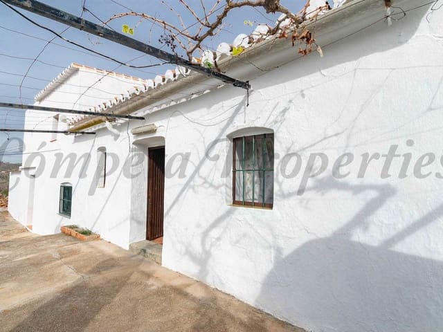 Image No.1-3 Bed Villa for sale