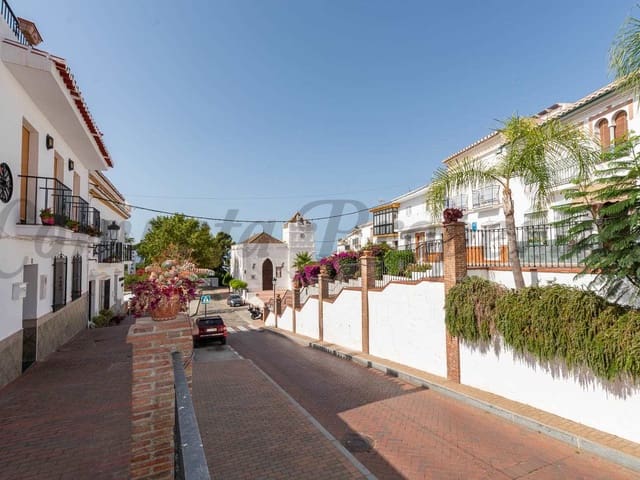 Image No.1-Maison de ville de 2 chambres à vendre à Nerja