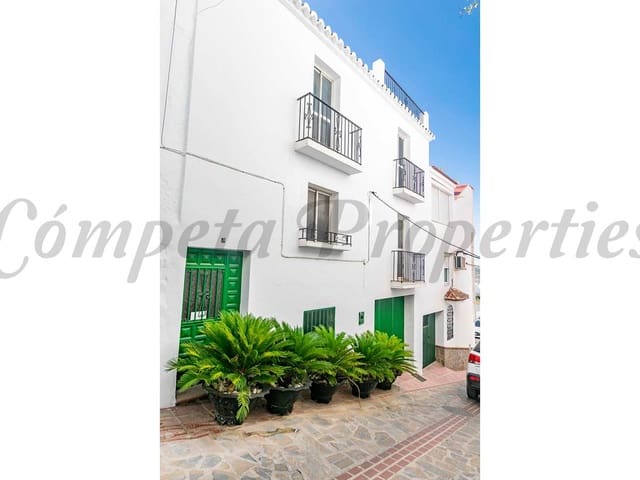 Image No.1-4 Bed Townhouse for sale