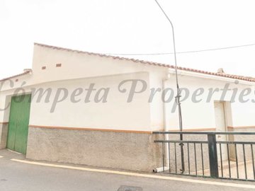 CÓMPETA PROPERTIES S.L most sold property